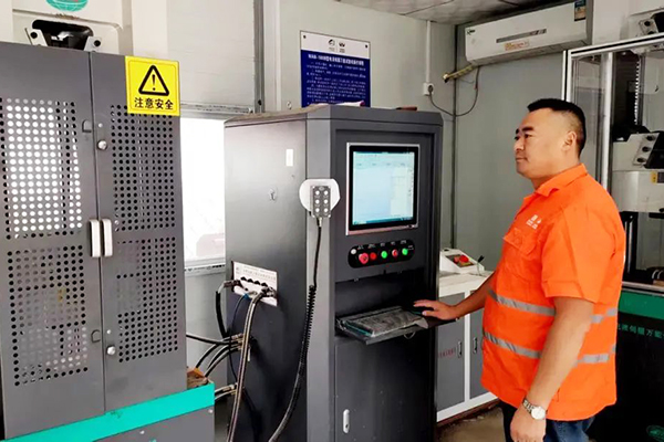 祝二文：混凝土技術(shù)革新者，用智慧澆筑品質(zhì)工程